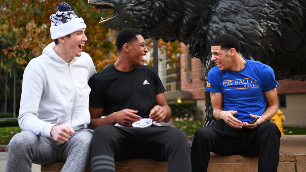 lonzo-ball-tj-leaf-bryce-alford-ucla-bruins-pac-12.jpg